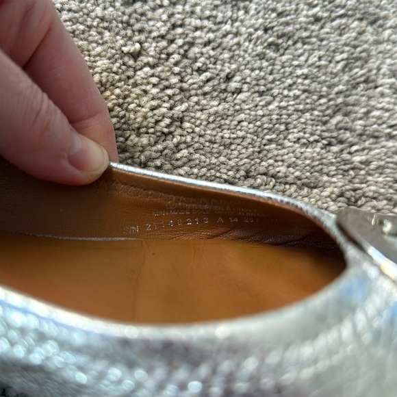 Tory Burch silver flats - Picture 6 of 6